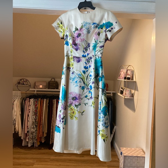 Teri Jon Floral Dress Size 4 NWT - Picture 9 of 10